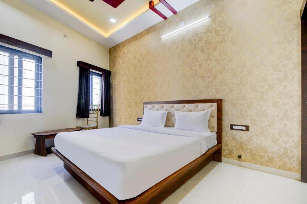 Hotel Sun Palace Udaipur Exterior photo