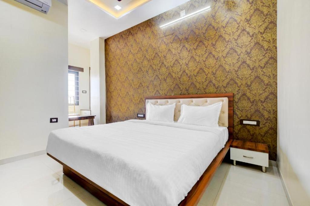 Hotel Sun Palace Udaipur Exterior photo